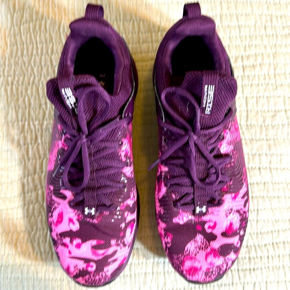 Under Armour Shoes - UNDER ARMOUR W HOVR RISE 2 PRNT Sz 9.5 in Purple and Pink